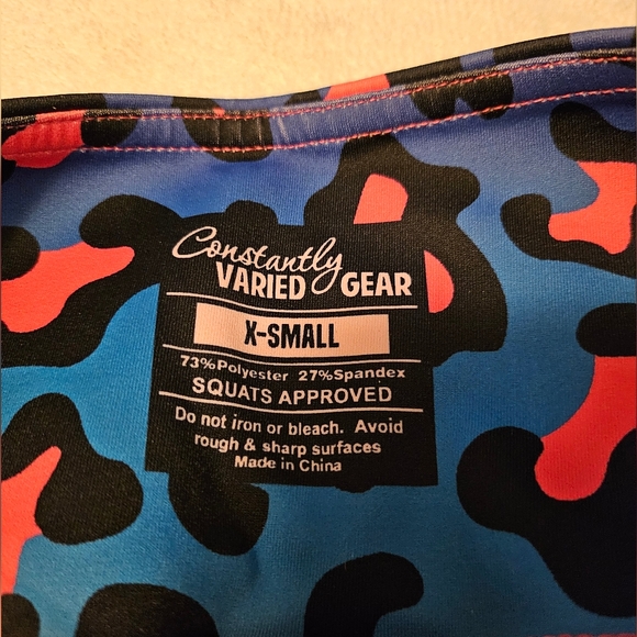 Constantly Varied Gear Rainbow Leopard Capri, XS - Picture 2 of 4